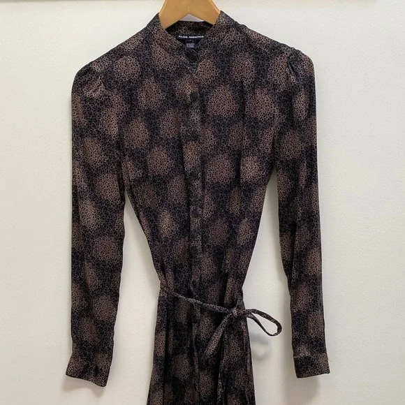 💯 Silk Club Monaco Belted Long Sleeve Midi Dress - Picture 4 of 9